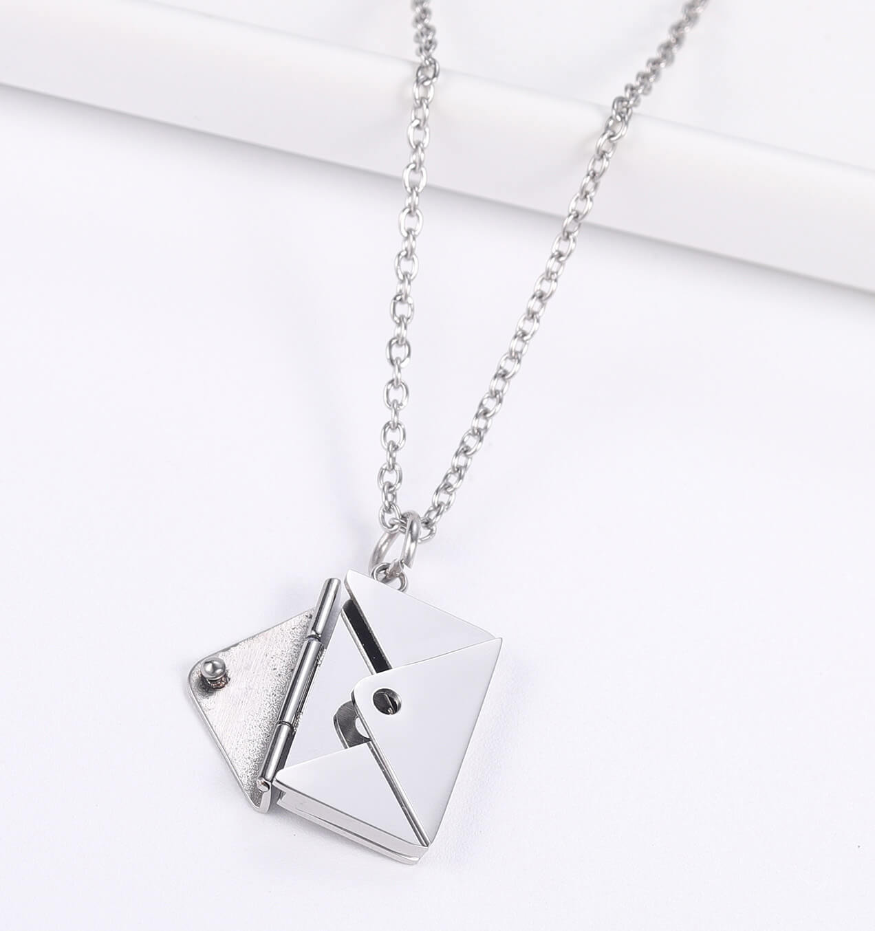 Pingente Envelope de Inox Personalizado Com Sua Frase