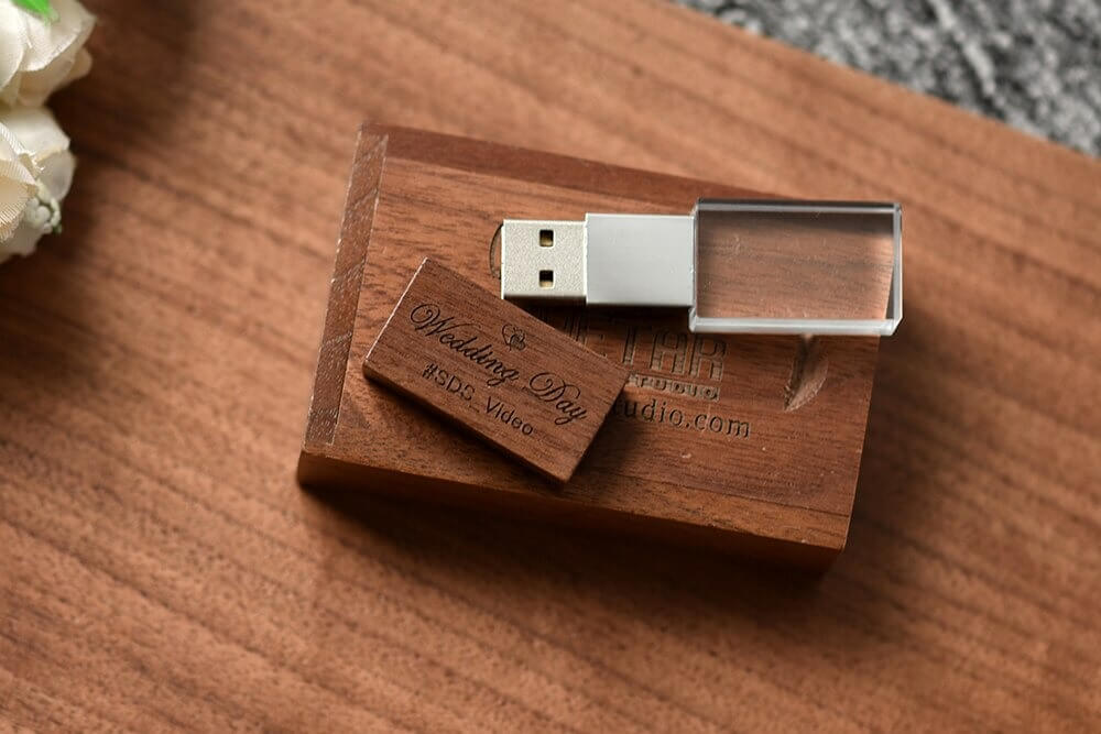 Pen Drive de Madeira Personalizado Com Seu Logo - Retangular