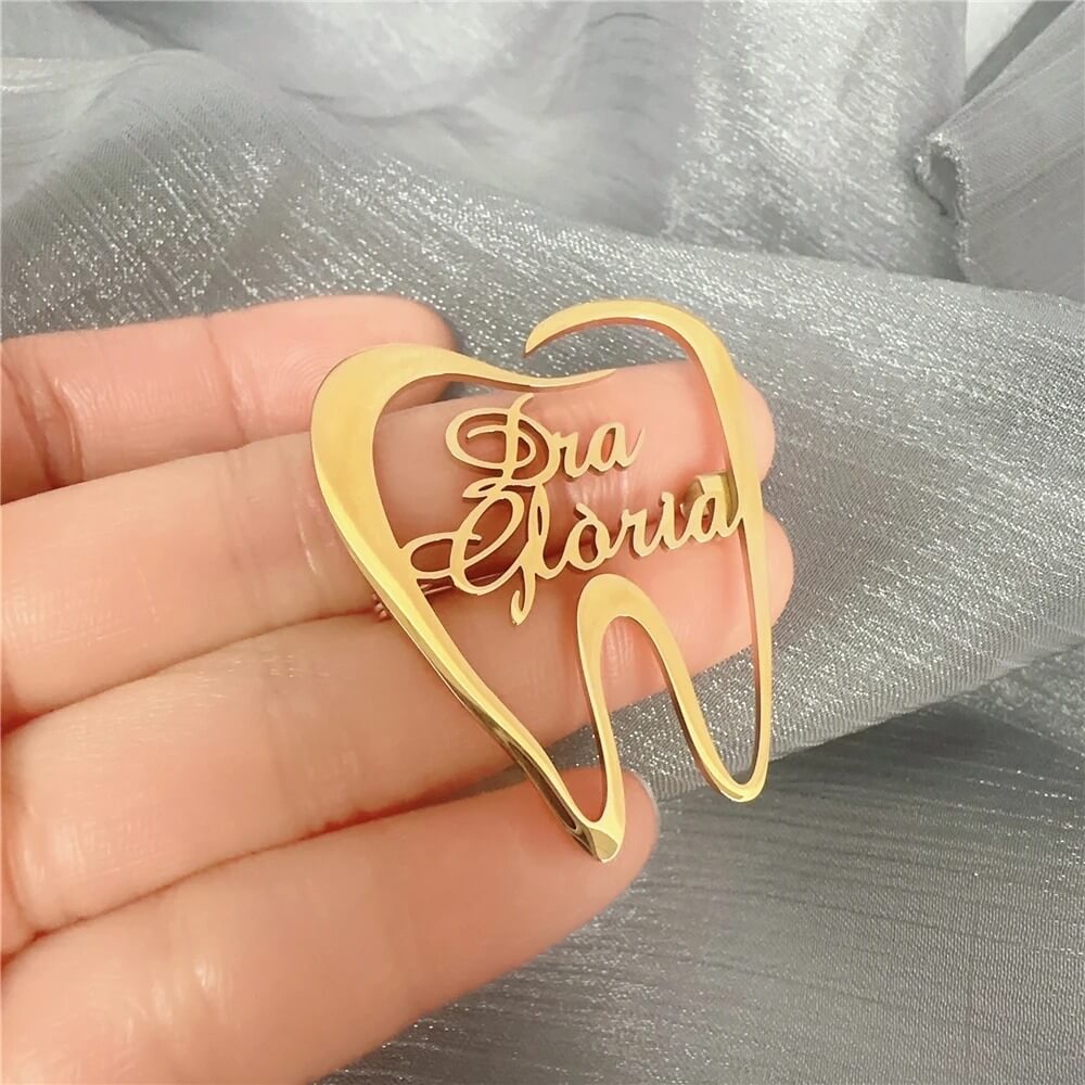 Broche Personalizado Com Nome Para Dentistas