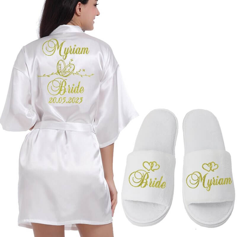 Kit Com Robe e Pantufa Personalizados Com Nome da Noiva ou Dama de Honra